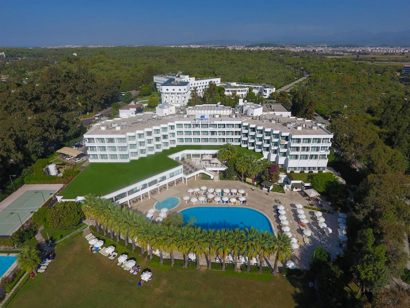 Maritim Hotel Saray Regency